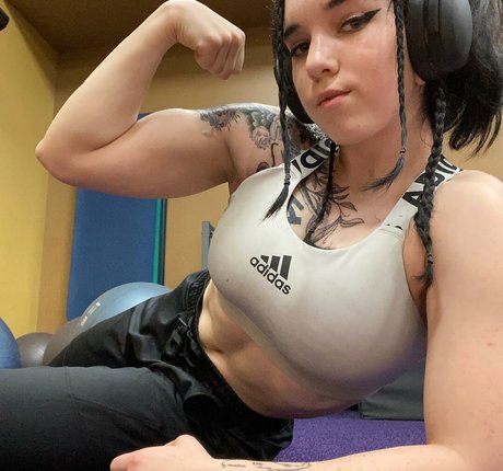 かわいい赤毛のOnlyFans 無料ヌード アーカイブ