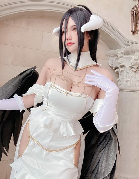 変態エボニーOnlyFans セクシー裸 写真