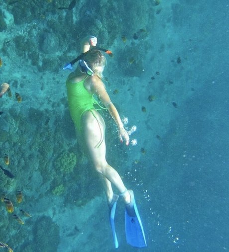 Thebigtittiecommittee 無料モデル 画像