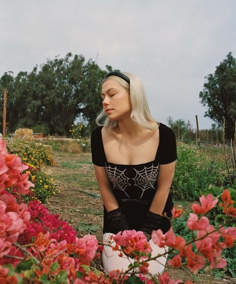 Phoebe Bridgers top profile image