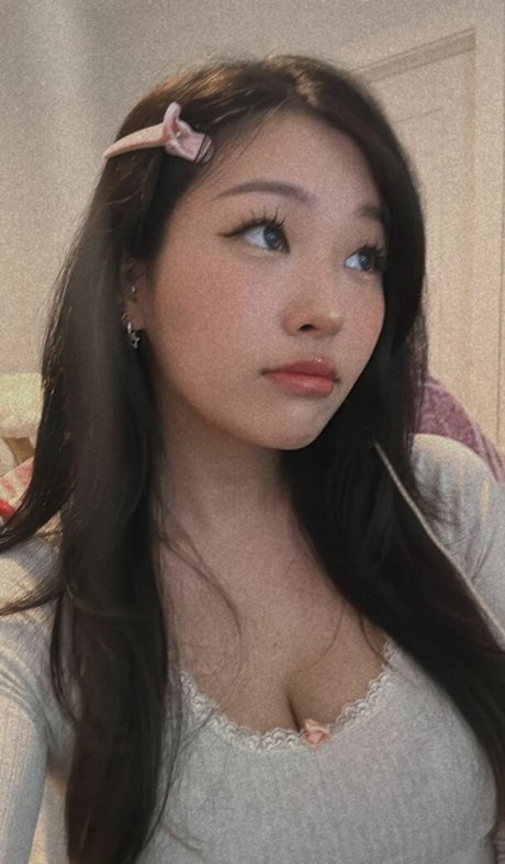 Kang Hee Yoon xxxスター ギャラリー