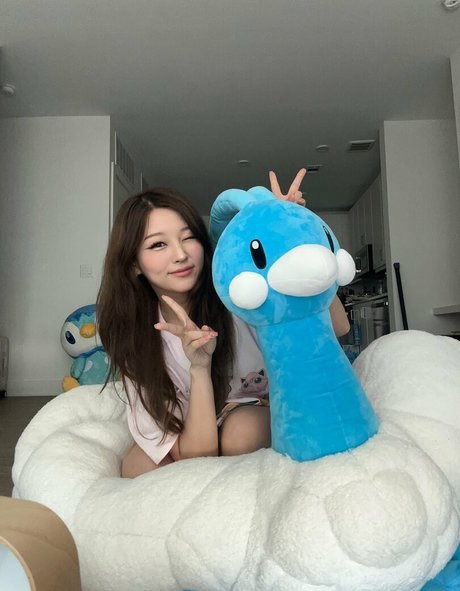 Kang Hee Yoon top profile image