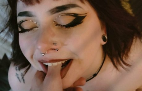 wthel eli 可愛いモデル 写真