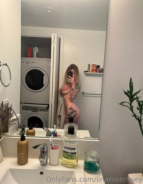 linamorrissey セクシーなポルノスター 画像