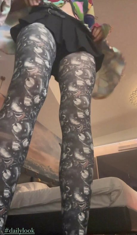 ブルネットの教師OnlyFans 素敵 ギャラリー