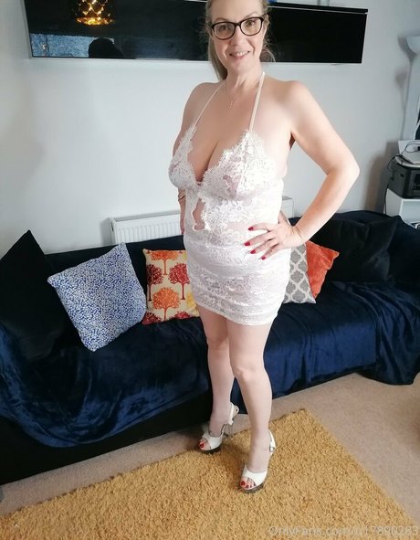 バイセクシャルカップルのOnlyFans セクシー 写真