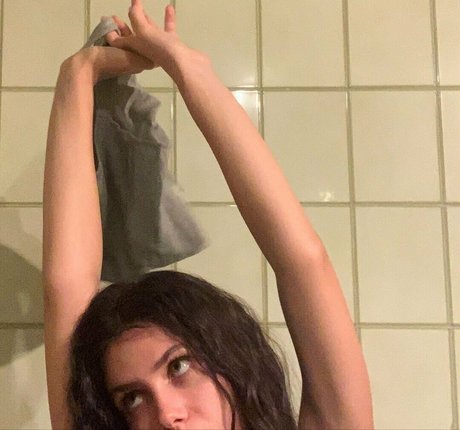 姉妹OnlyFans 無料セクシー 画像