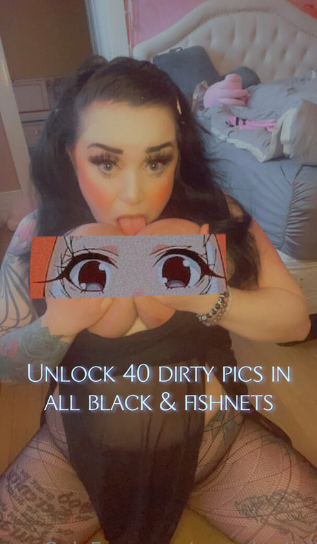 ティーンフィンガリングOnlyFans エロチック 写真