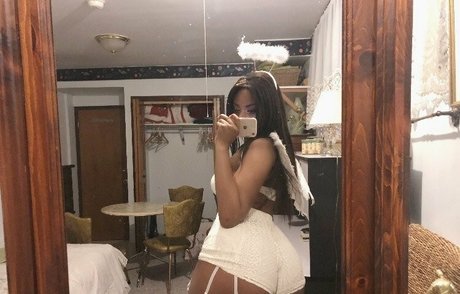 pinkbambii スター 写真