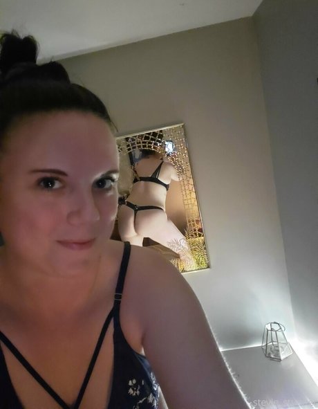 stevie stunner ヌードのポルノスター 写真