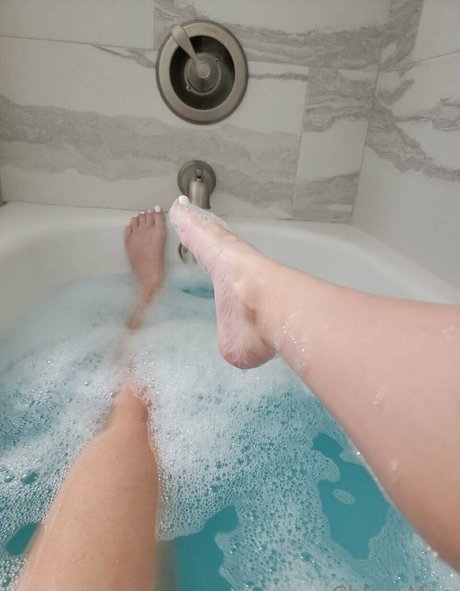 裸のプリンセスOnlyFans アートヌード 画像