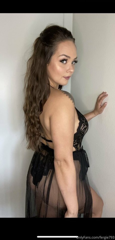 ゲイの若いOnlyFans セクシー裸 画像