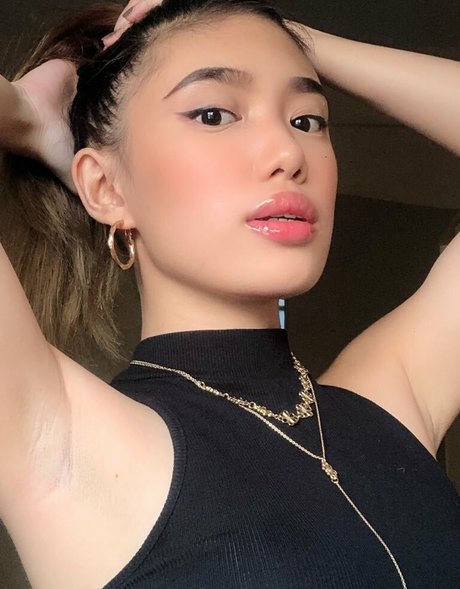 Pinay Gems 高品質モデル 写真