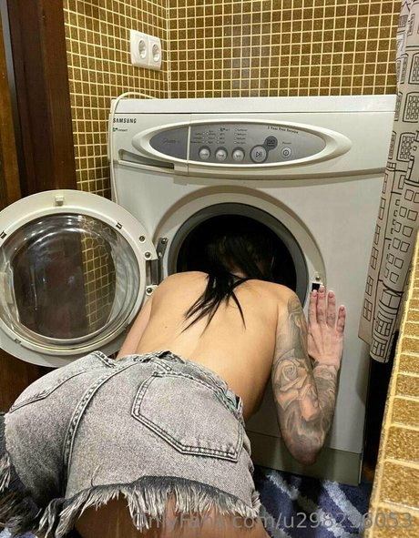 charming megan ホットスター ギャラリー