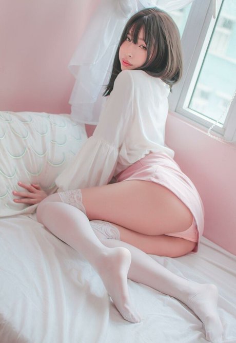 Emiliabear ホットスター 画像