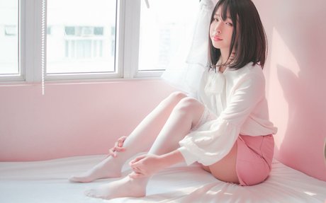 エボニートップオンリーファン 美しいヌード 画像