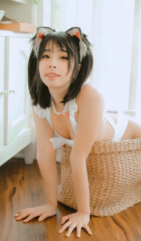 アジアの女の子限定ファン セクシーヌード ギャラリー