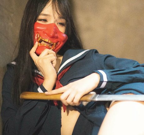 Emiliabear 可愛い女優 画像