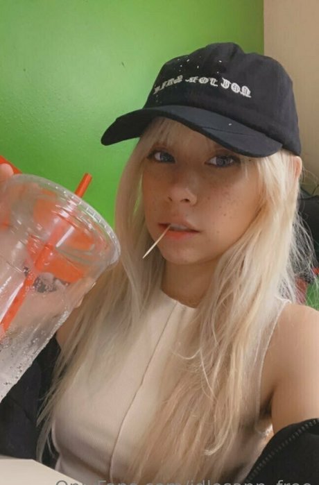 美しい足 OnlyFans 無料裸 ギャラリー