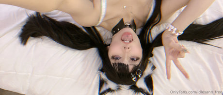 興奮した熟女OnlyFans セクシーヌード ギャラリー