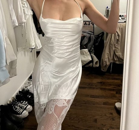 Depop Wins XXXモデル 写真