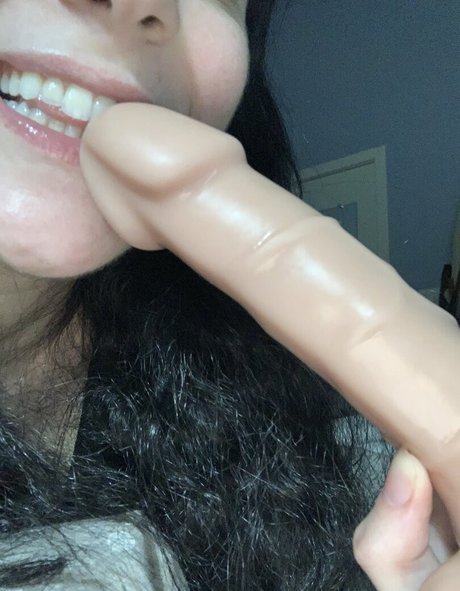 ルビーオンリーファン アートヌード 画像