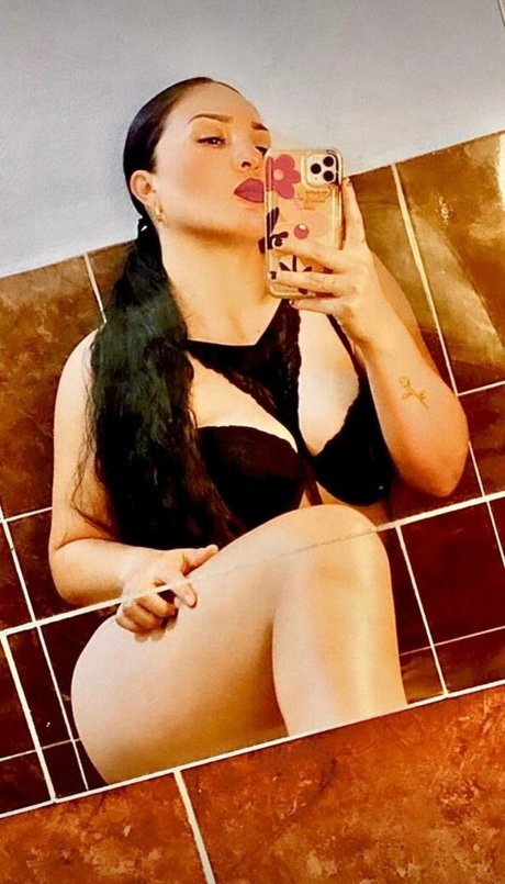 edidiianatruj セクシーモデル 写真