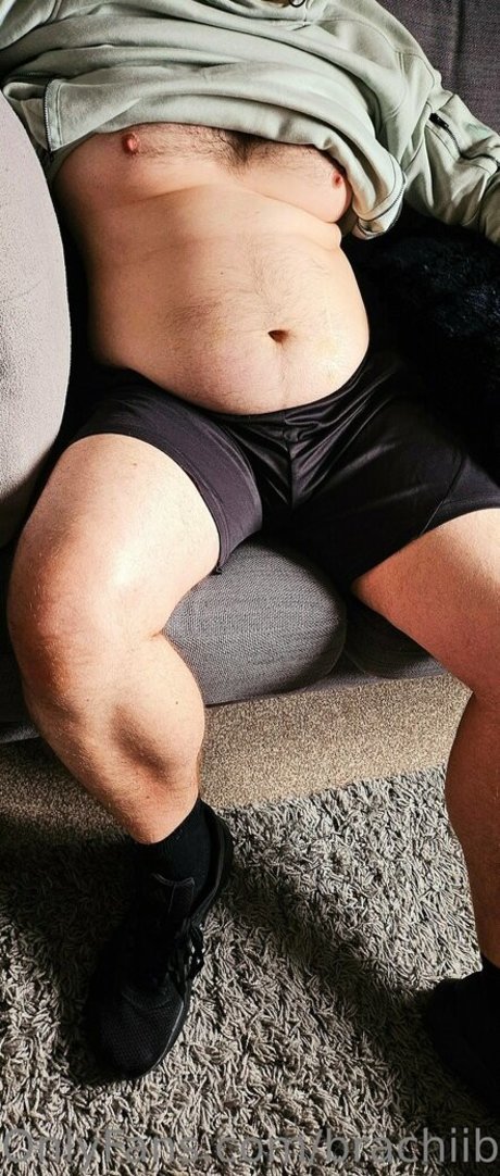 brachiibear 裸のポルノスター 写真