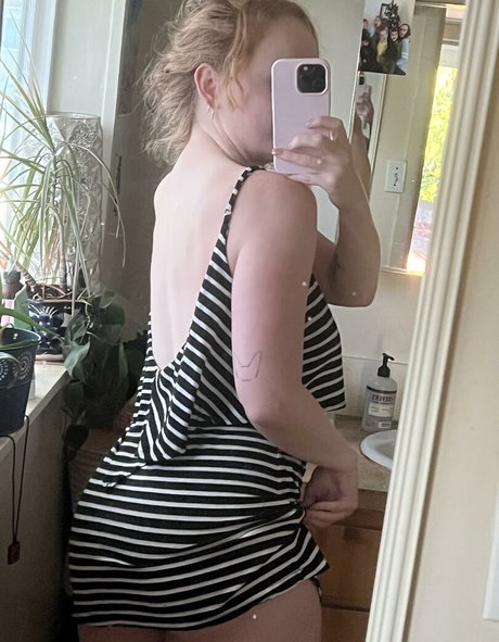 ivypearl42069 美しい女優 写真