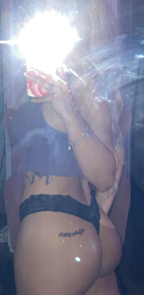 Marlen Cuevas セクシーなスター 写真