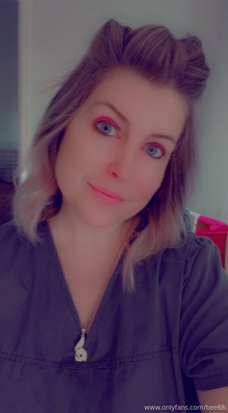 bee88i ポルノモデル 画像