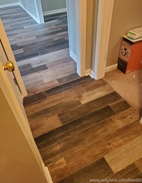 bee88i ヌードモデル ギャラリー