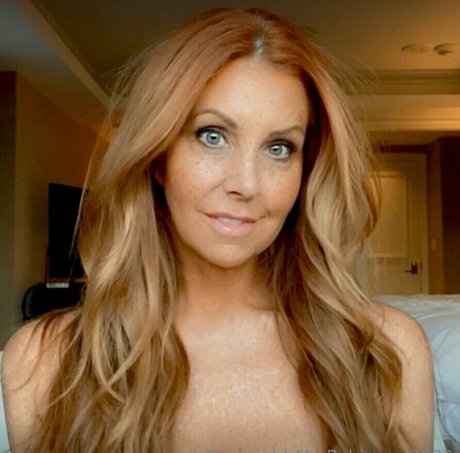 Mrsrobinsonxo ポルノスター HD 写真