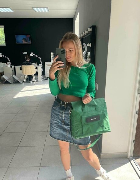 aislinxxxmodel トップモデル 写真