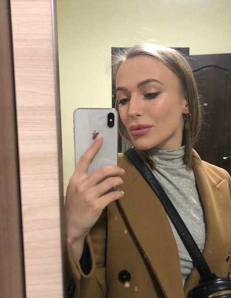 aislinxxxmodel 裸のスター ギャラリー