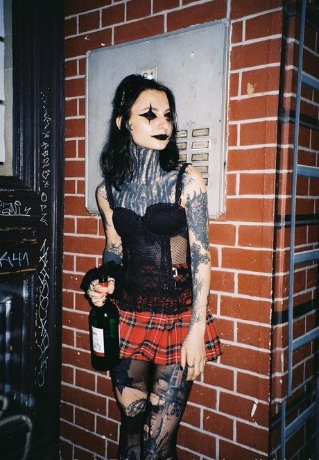 yo landi black アダルト女優 画像