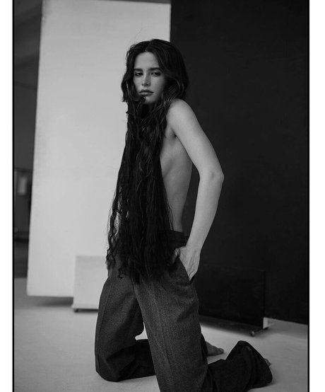 Vlada Erofeeva アートポルノスター 写真