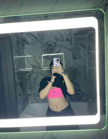 melanie dark HDスター 写真