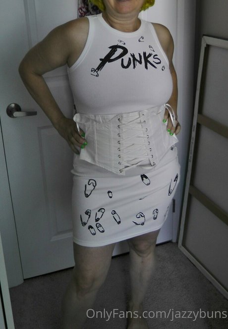 jazzybuns ヌード女優 画像