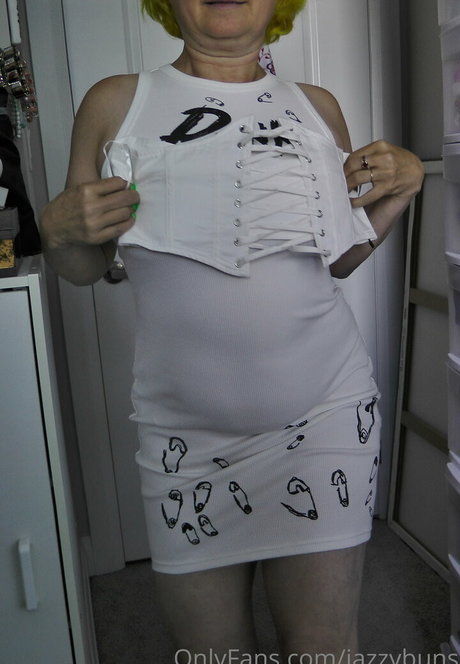 jazzybuns スター xxx 画像