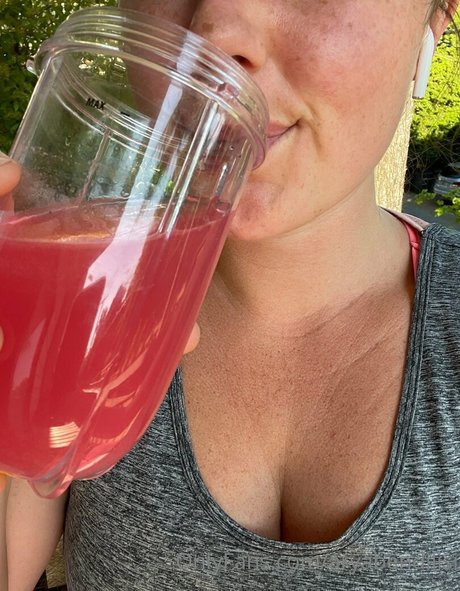 aryabendilisi エロティックなポルノスター 写真