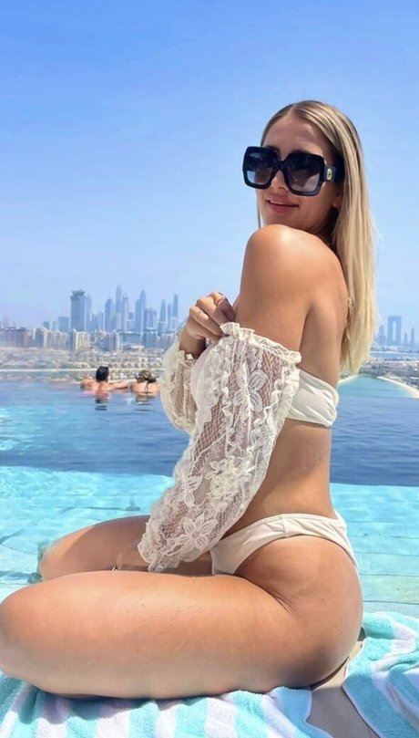 Georgian Daisy Bauer ヌード女優 画像