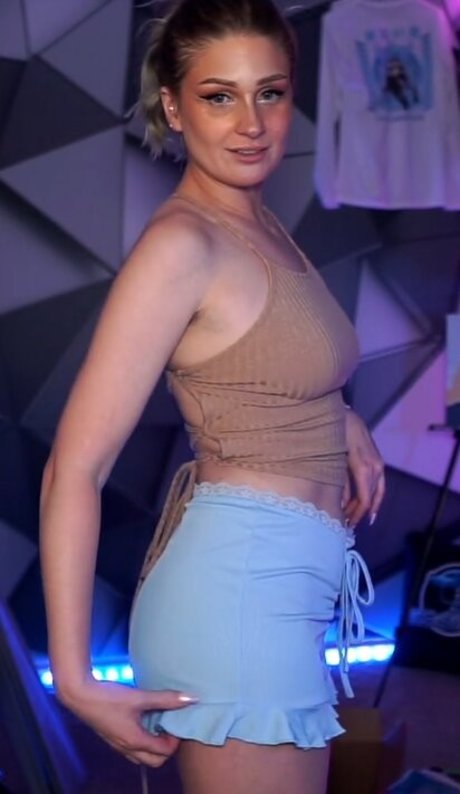 IceTokki セクシーなスター 画像