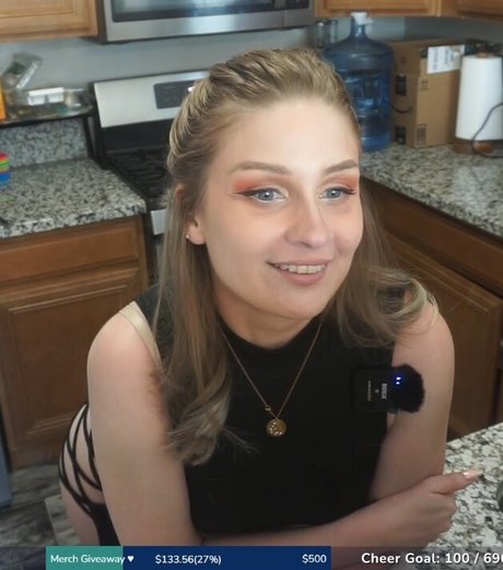 asmr フェラチオ onlyfans セクシーヌード 画像