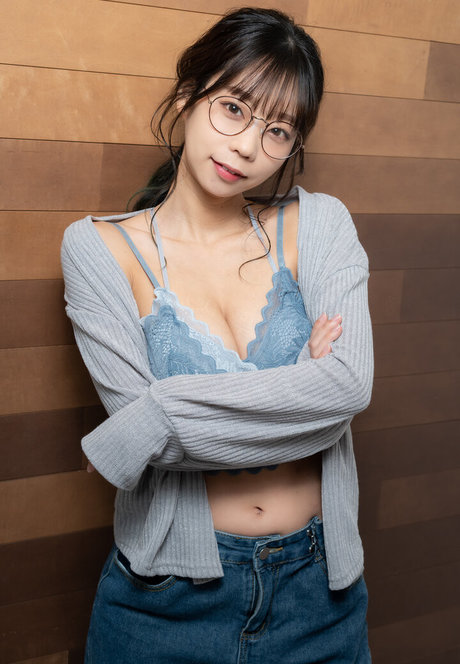 Hikaru Aoyama ヌード女優 写真
