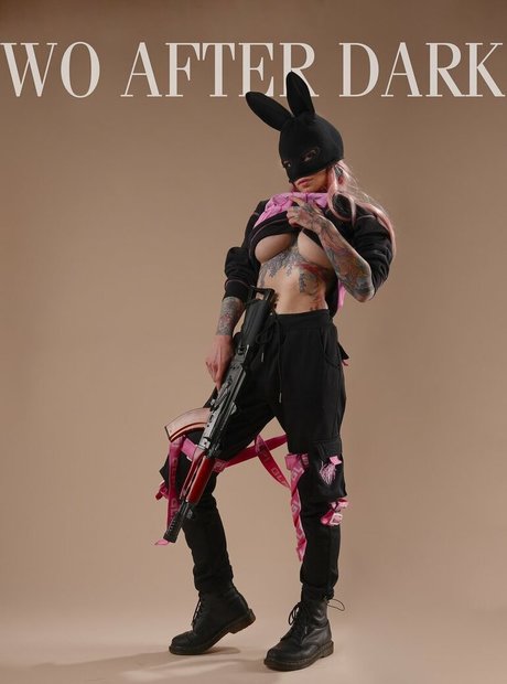 曲線美の熟女OnlyFans アートポルノ 写真