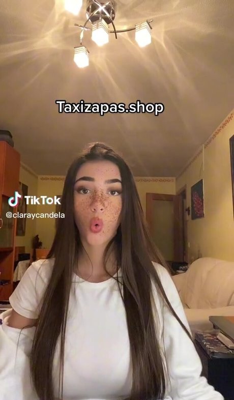 claraycandela アダルトスター 画像