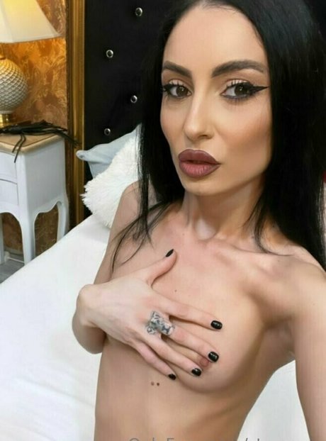 アジア人寝取られOnlyFans ホットヌード 写真