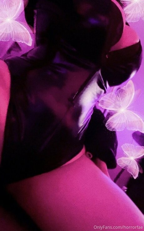 lewdfaerie 裸のモデル 画像