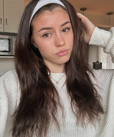 ティーンシーメールOnlyFans 無料ヌード 写真